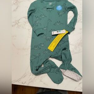 knit green dinosaur zipper